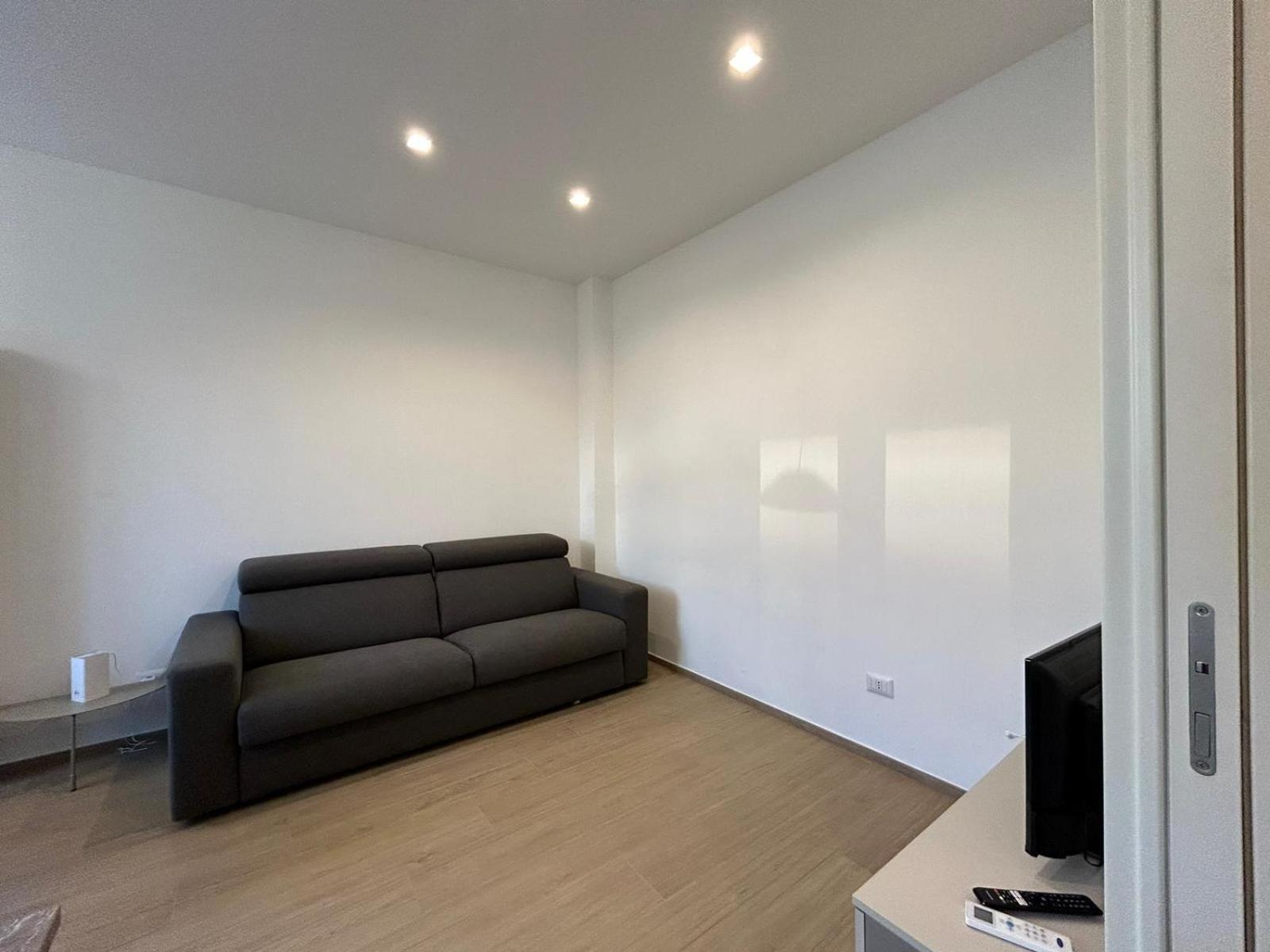 Imhome - Abruzzi Milan Exterior photo
